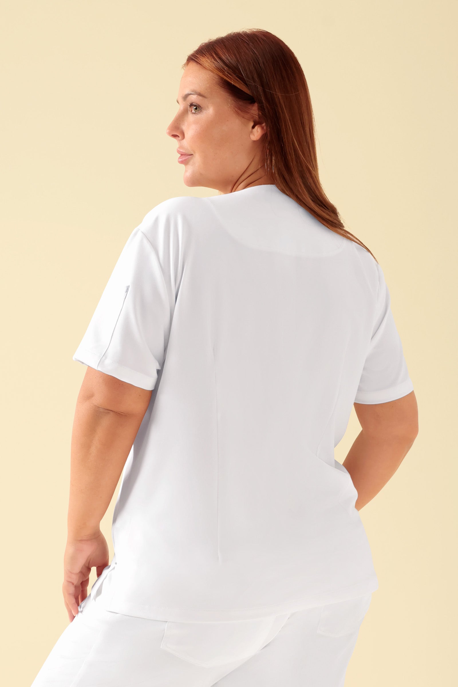 KAERE Tunique Femme - Décolleté V blanc, Vue de dos Le mannequin mesure 173 cm et porte la taille XL