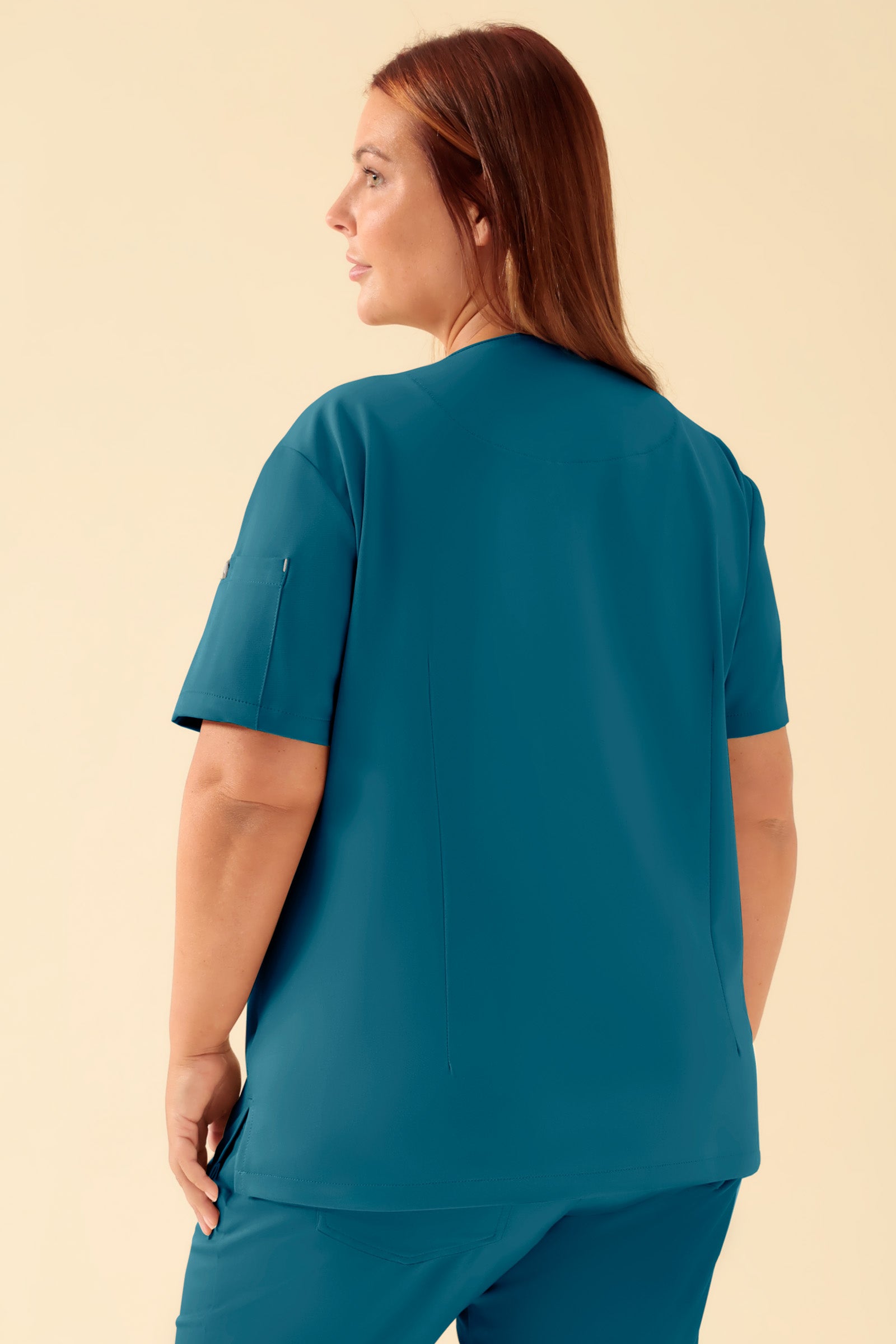 KAERE Tunique Femme - Décolleté V pétrole, Vue de dos Le mannequin mesure 173 cm et porte la taille XL