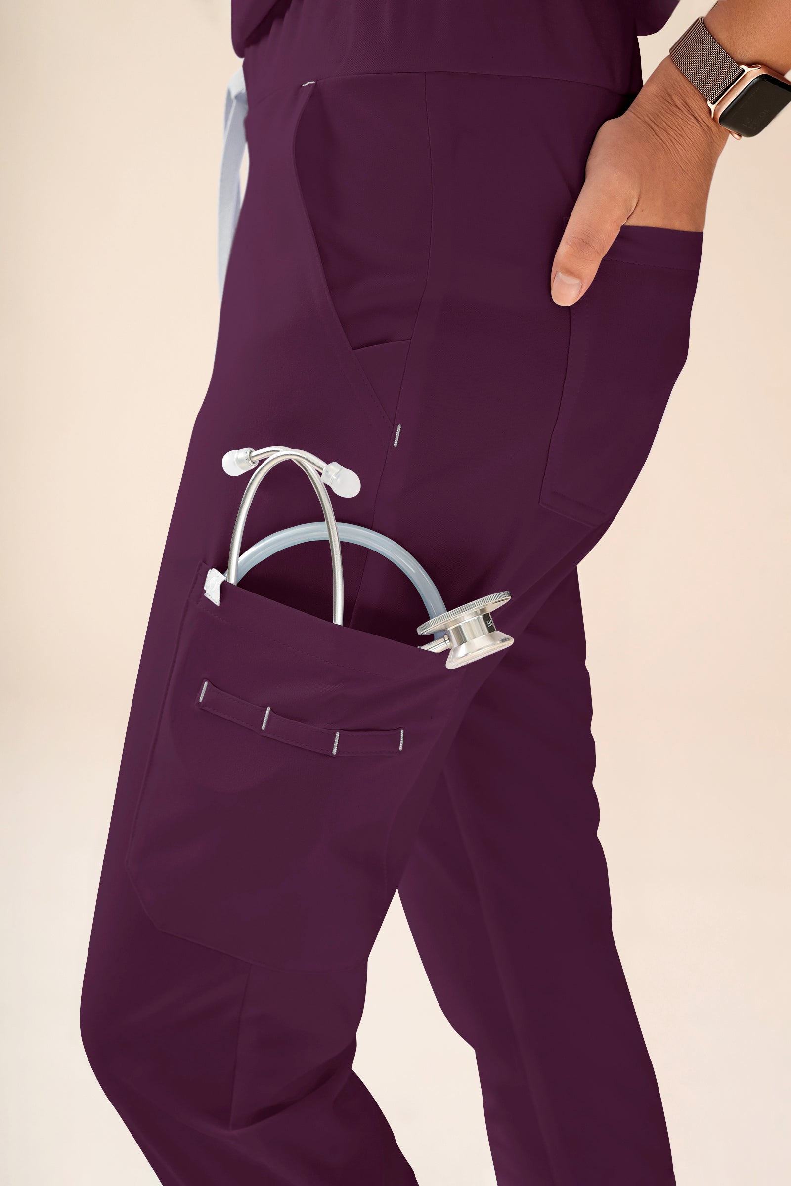 KAERE Pantalon Femme - avec poches cargo et ourlets côtelés Taille courte prune