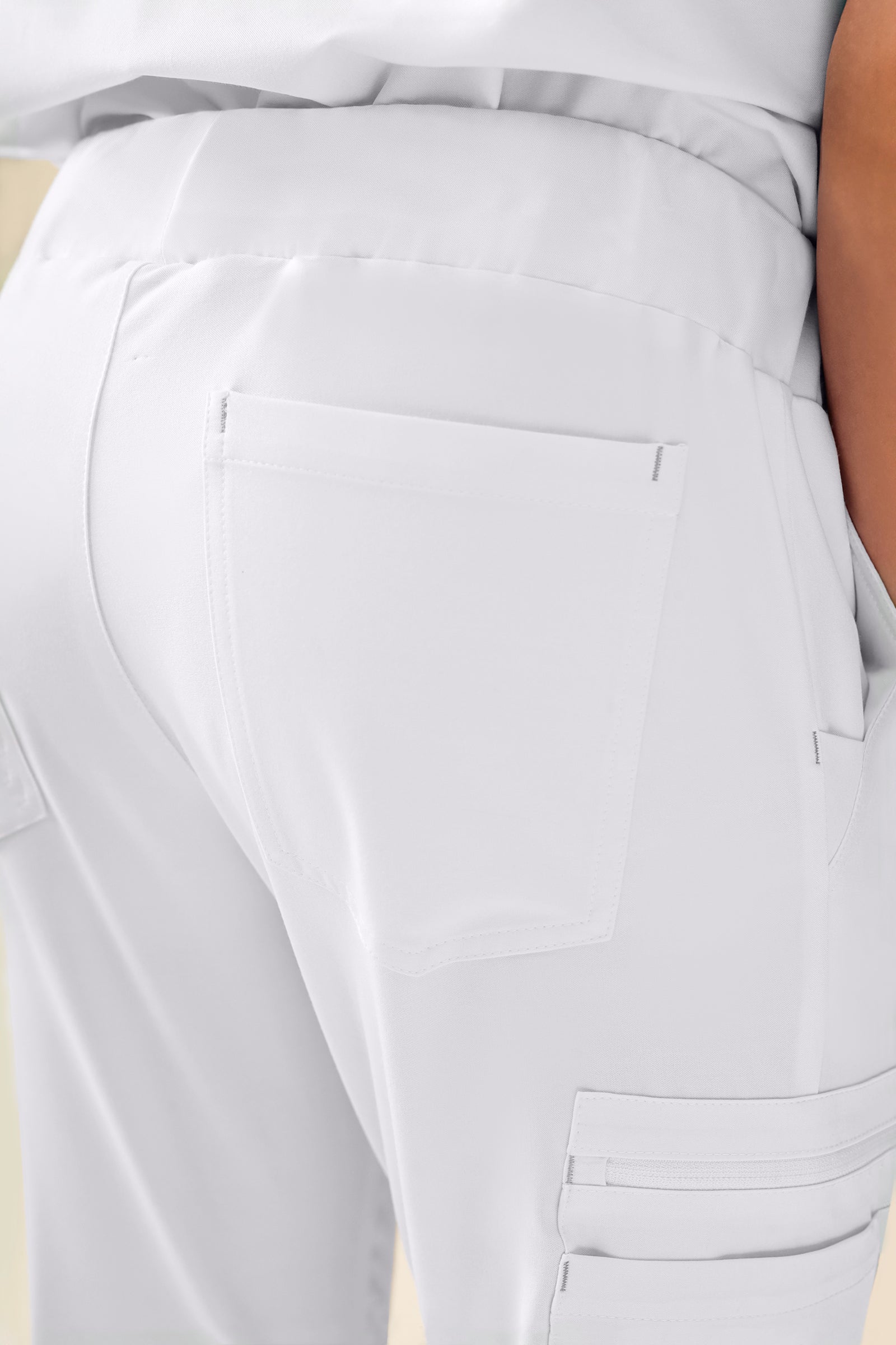 KAERE Pantalon Homme - avec poches cargo et ourlets côtelés Taille courte blanc