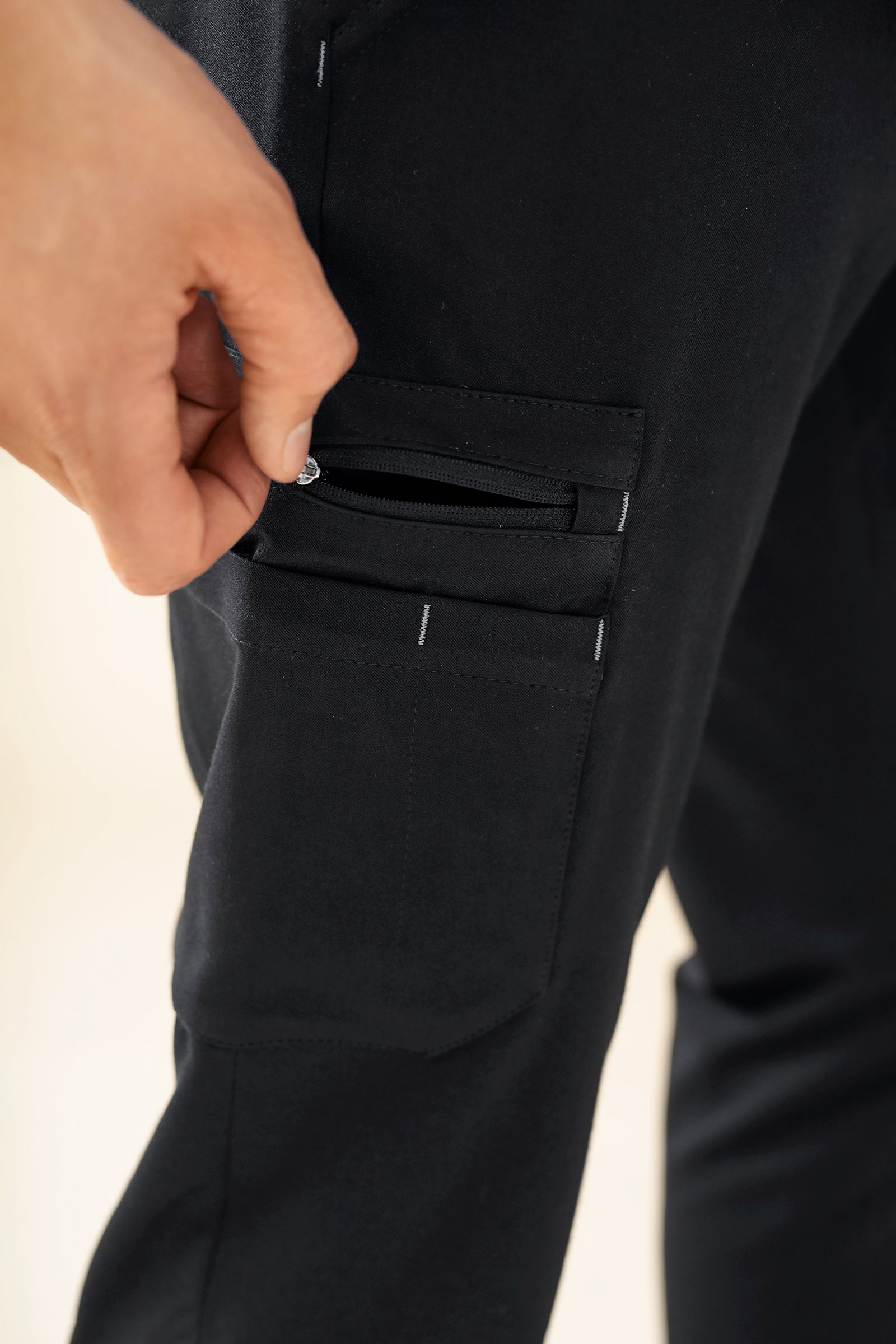 KAERE Pantalon Homme - avec poches cargo et ourlets côtelés Taille courte noir
