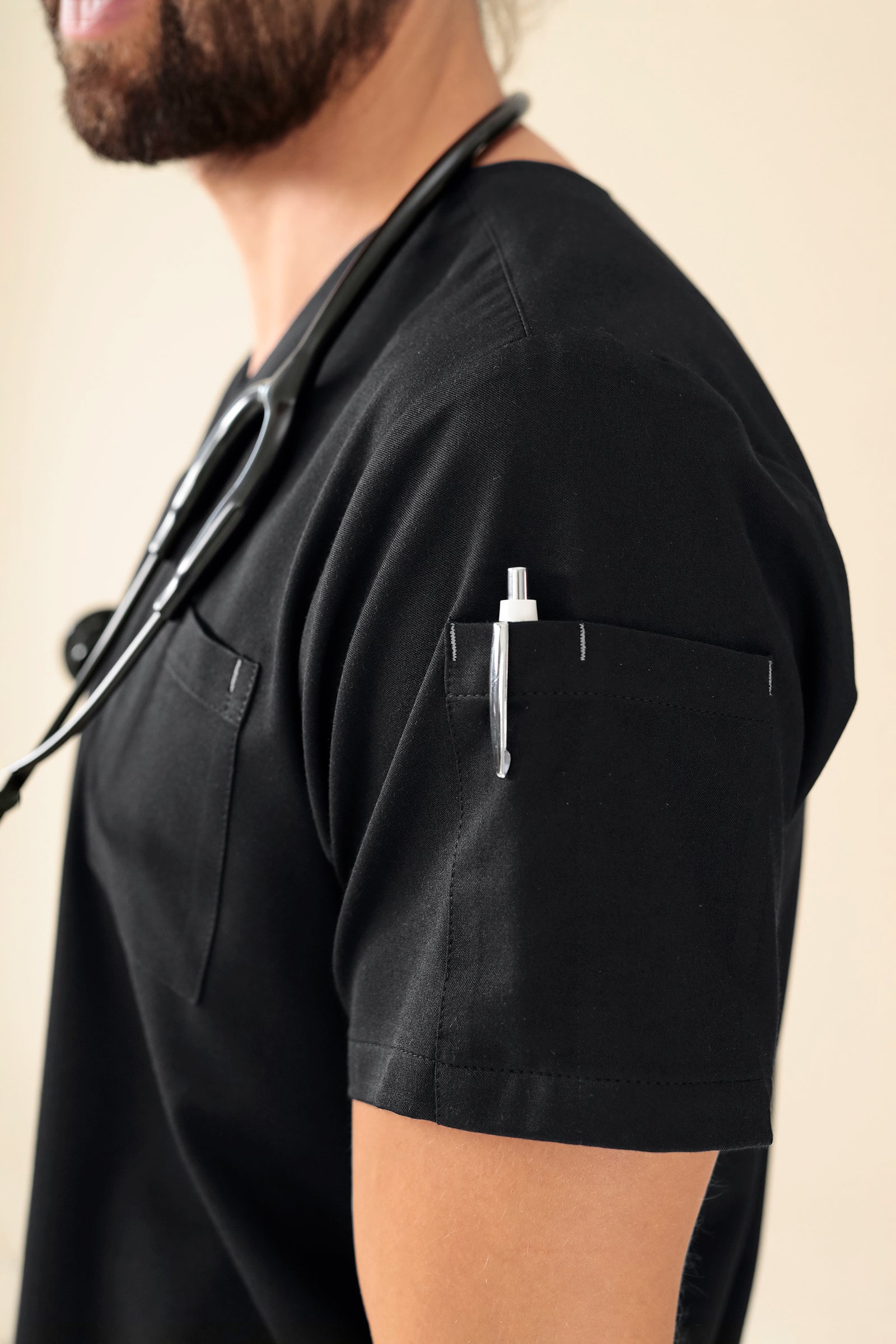 KAERE Tunique Homme - Col V noir