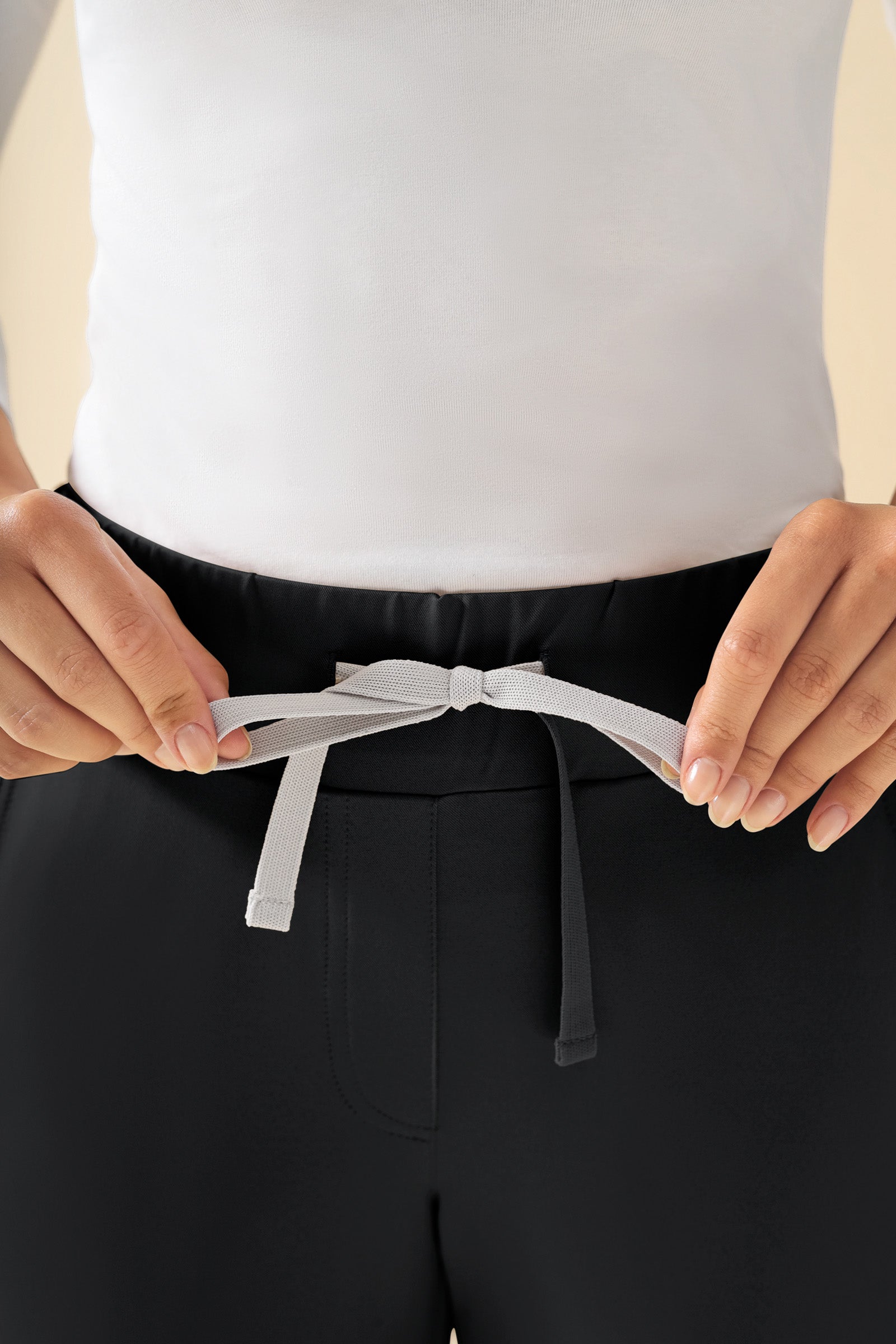 KAERE Pantalon Femme - ourlets côtelés et sans poches cargo noir