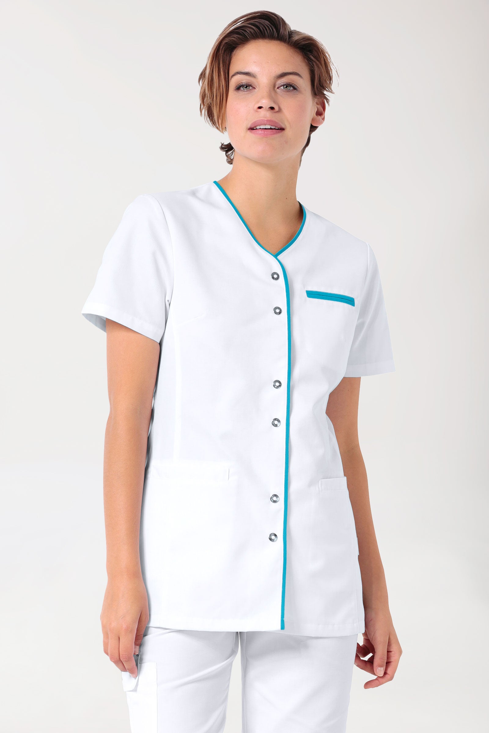 Blouse Beauté Femme - Boutonnée blanc/turquoise, Vue de face