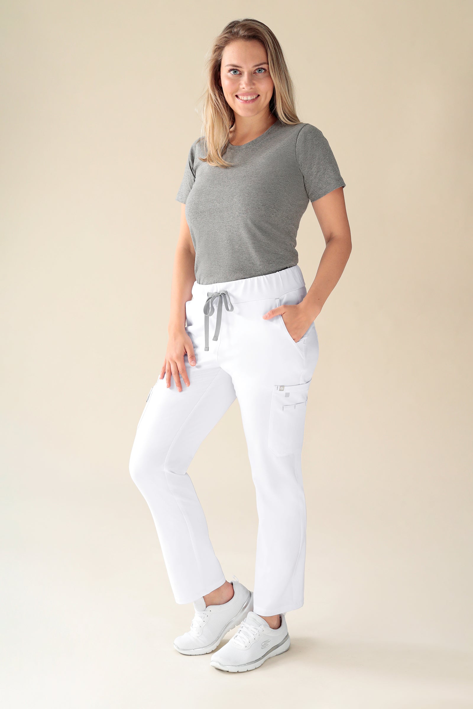 KAERE Pantalon Femme - avec poches cargo Taille courte blanc, Vue de face
