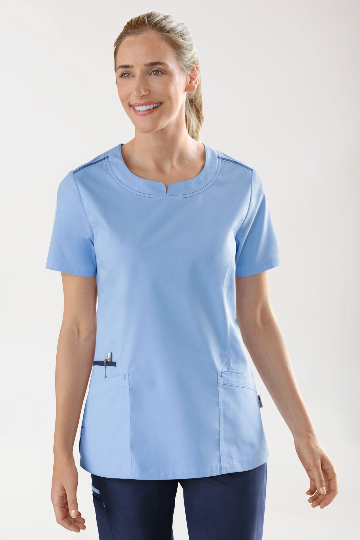 Tunique femme bleu ciel avec bleu marine