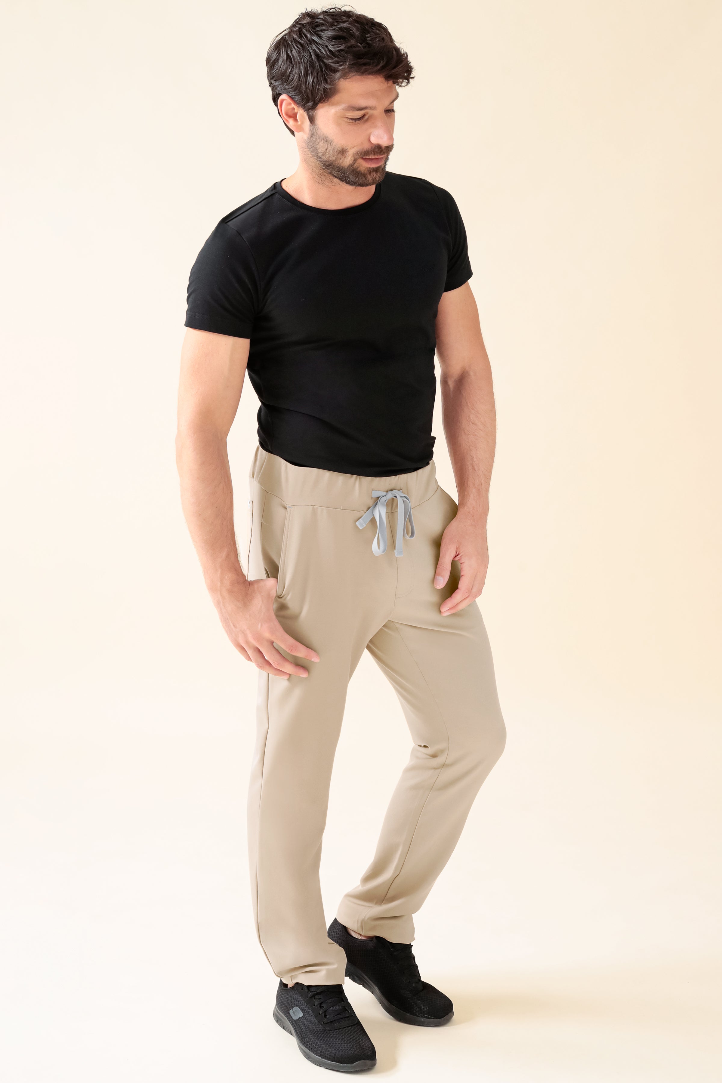 KAERE Pantalon Homme - Taille courte et sans poches cargo sable