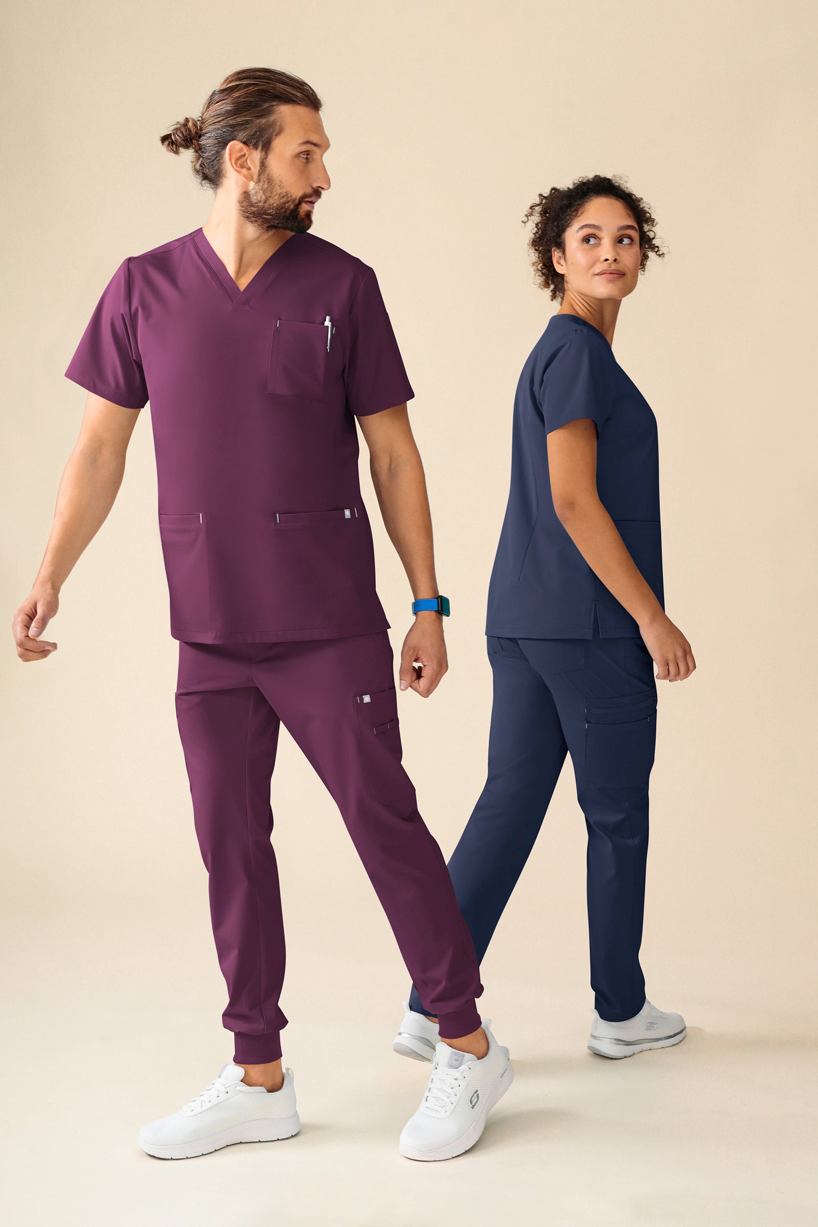 KAERE Tunique Homme - Col V prune