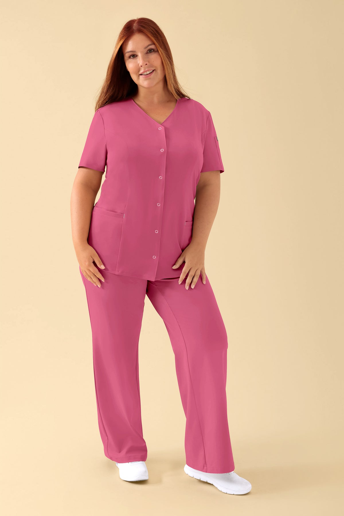 KAERE Blouse Femme - Patte de boutonnage bois de rose, Vue de face Le mannequin mesure 173 cm et porte la taille XL