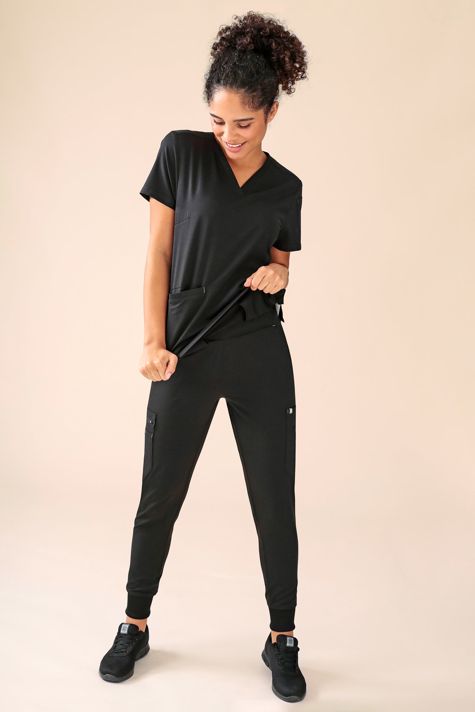 KAERE Tunique Femme - Décolleté V noir