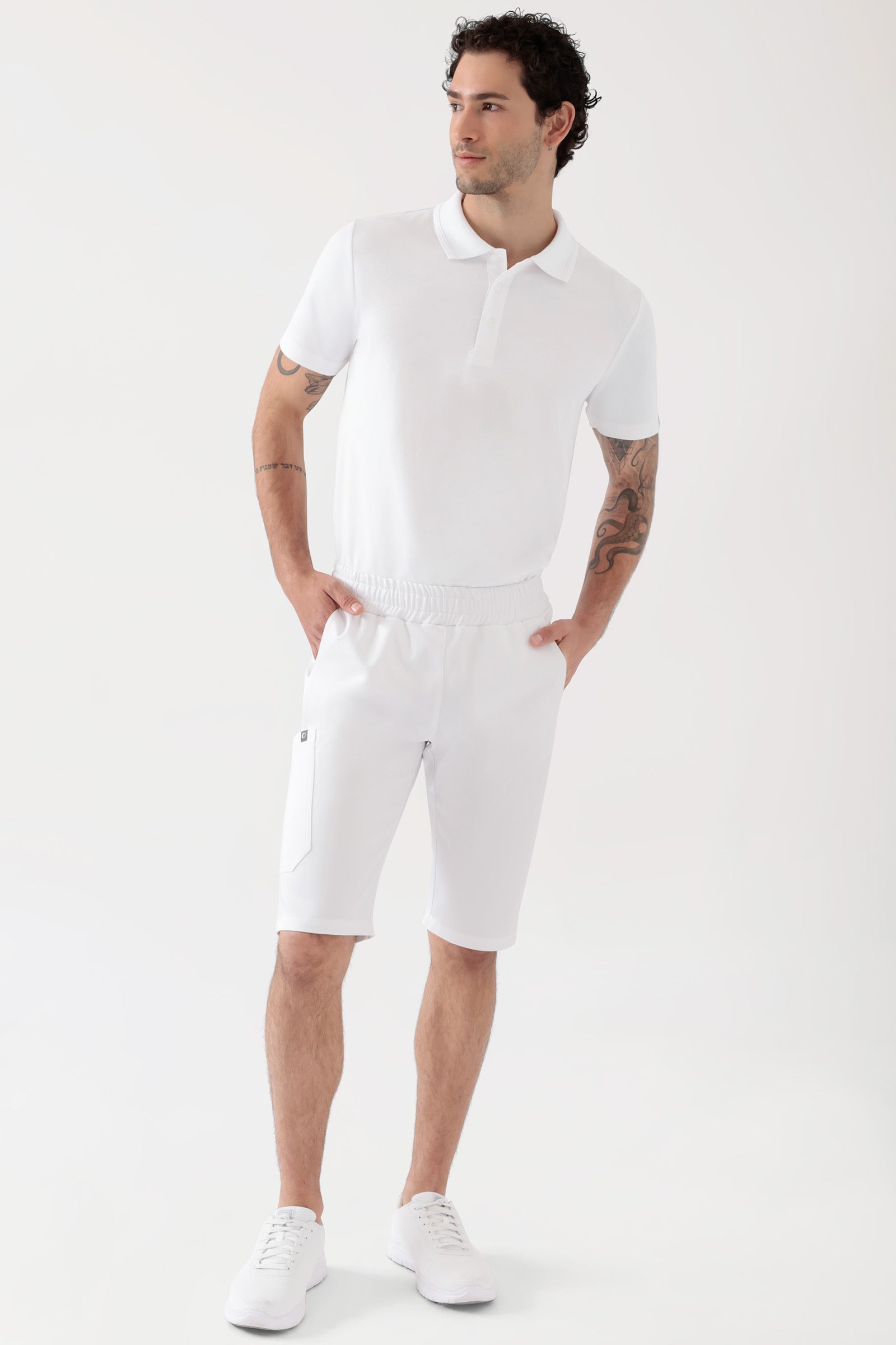 COMFY FLEX Pantalon Stretch mixte - bermuda blanc, Vue de face Le mannequin mesure 188 cm et porte la taille M