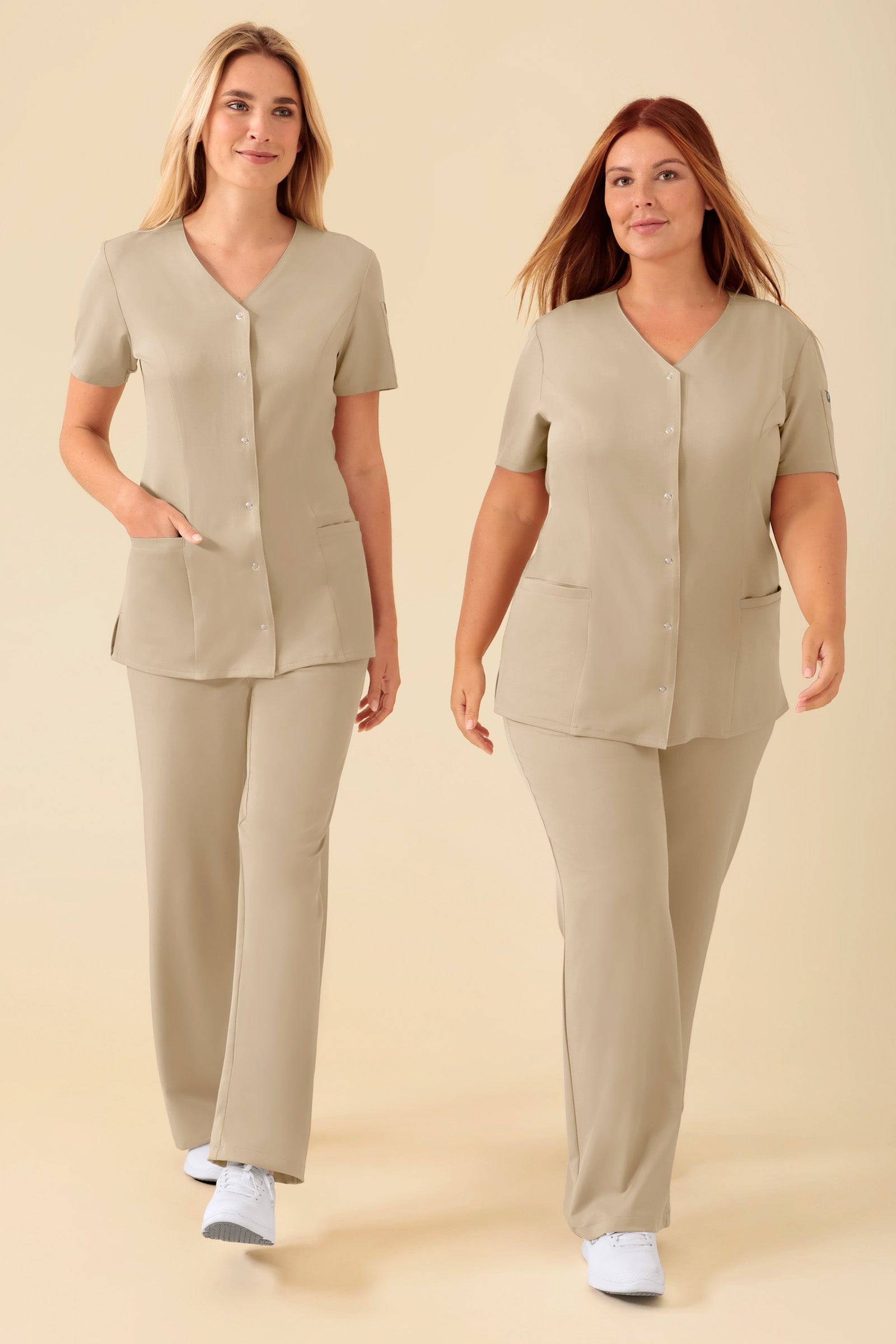 KAERE Blouse Femme - Patte de boutonnage sable, Vue de face
