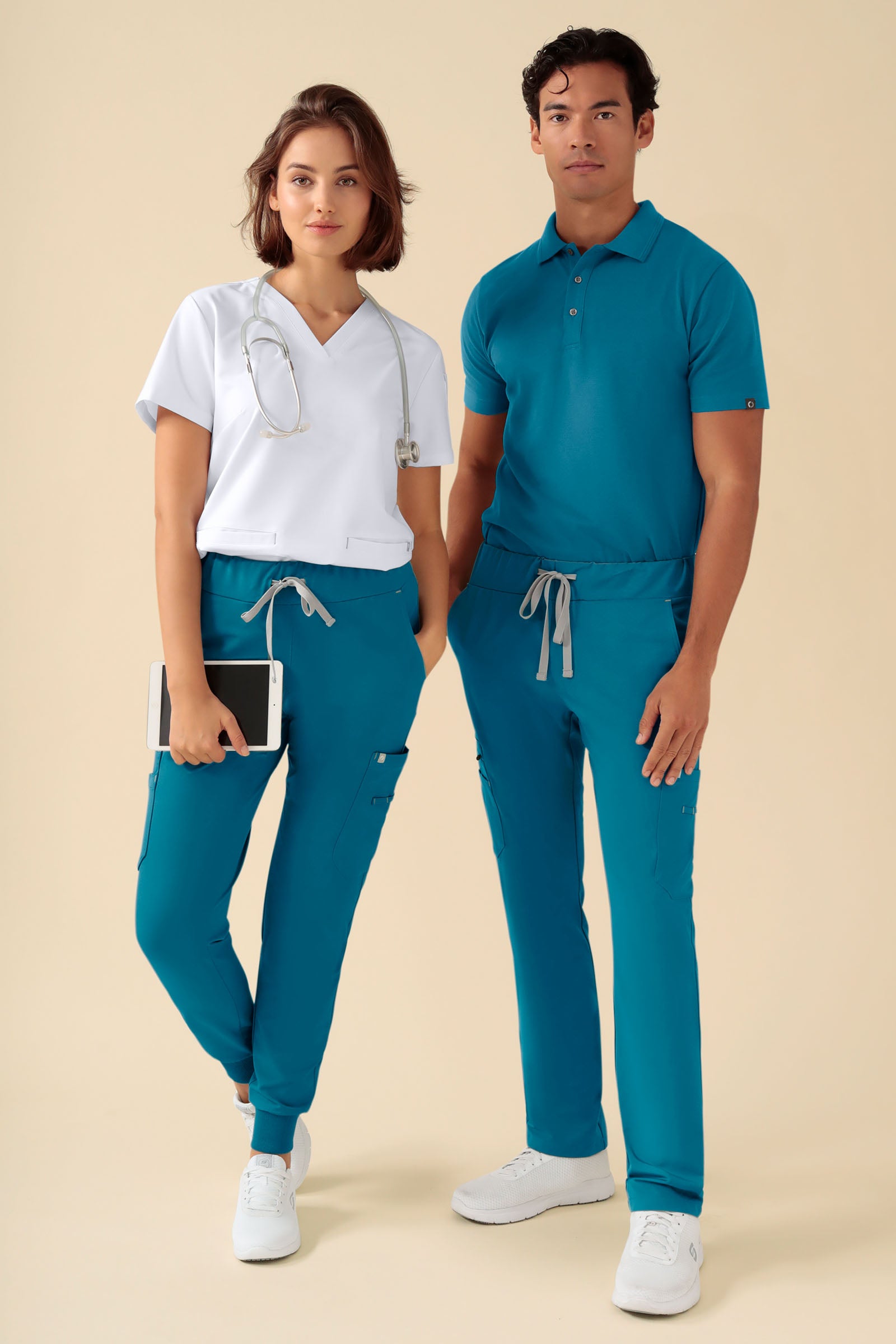 KAERE Pantalon Femme - avec poches cargo et ourlets côtelés pétrole, Vue de face