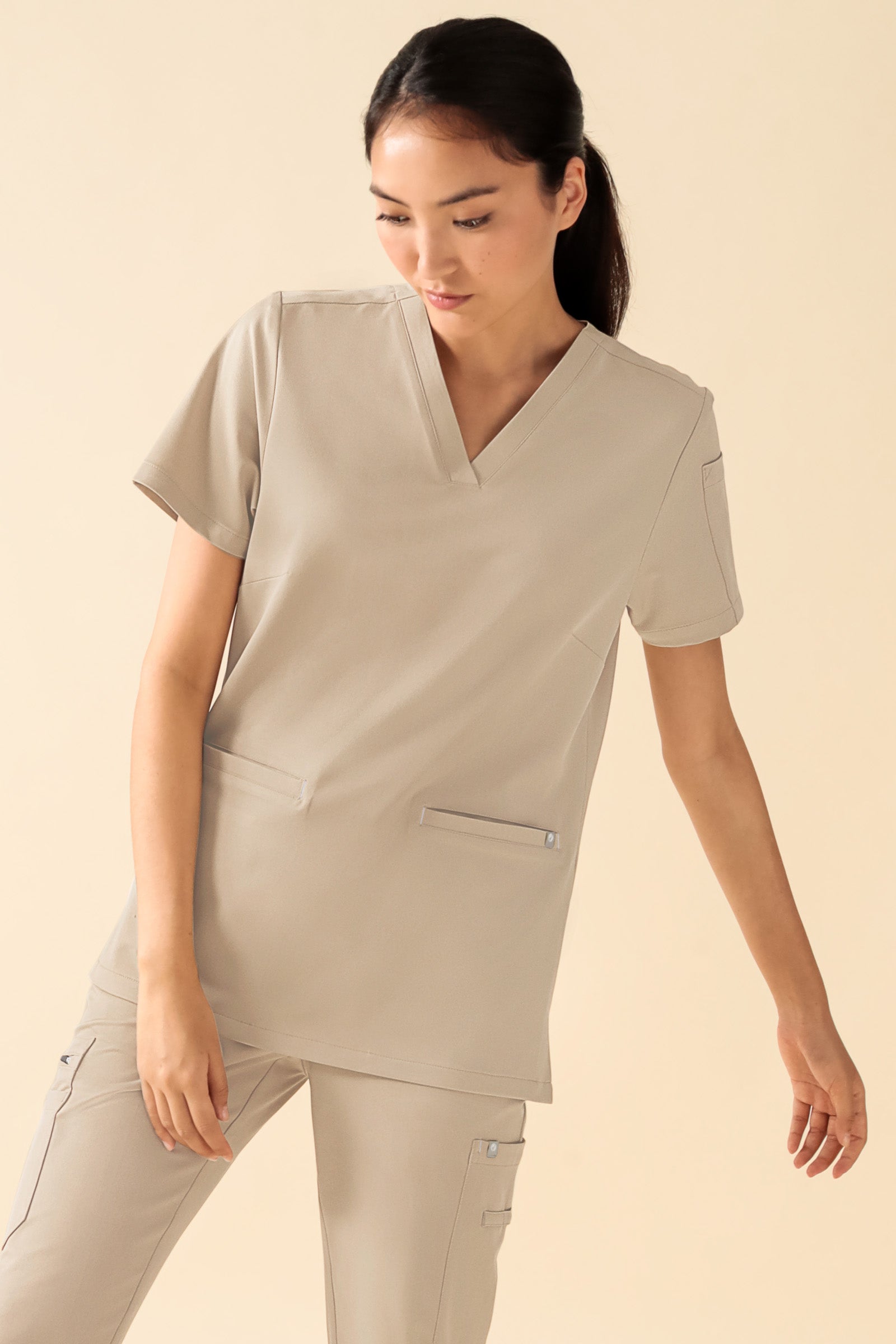 KAERE Tunique Femme - Décolleté V sable