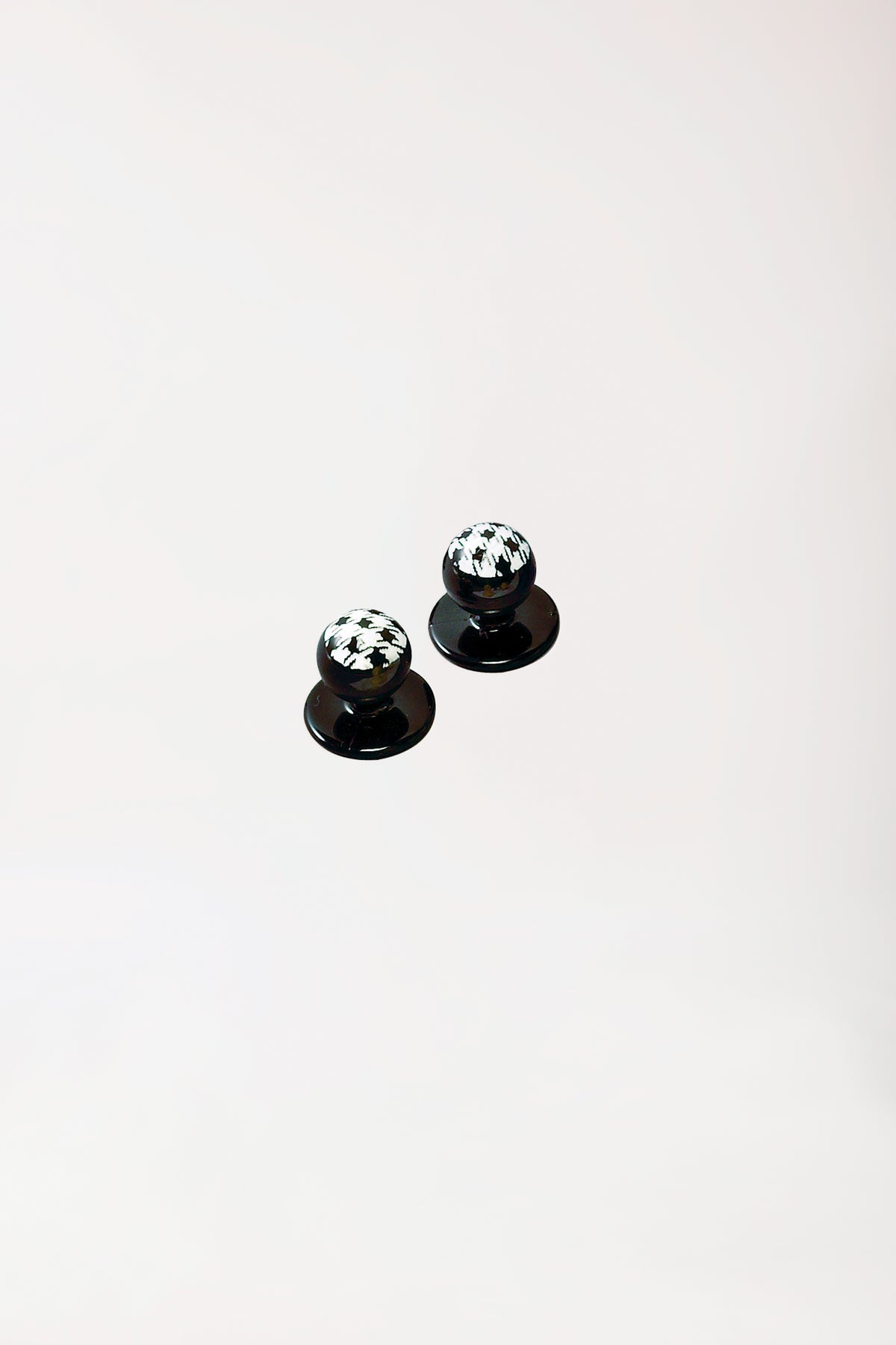 Gastro Boutons boules mixtes - 12 pièces noir/blanc, Vue de face