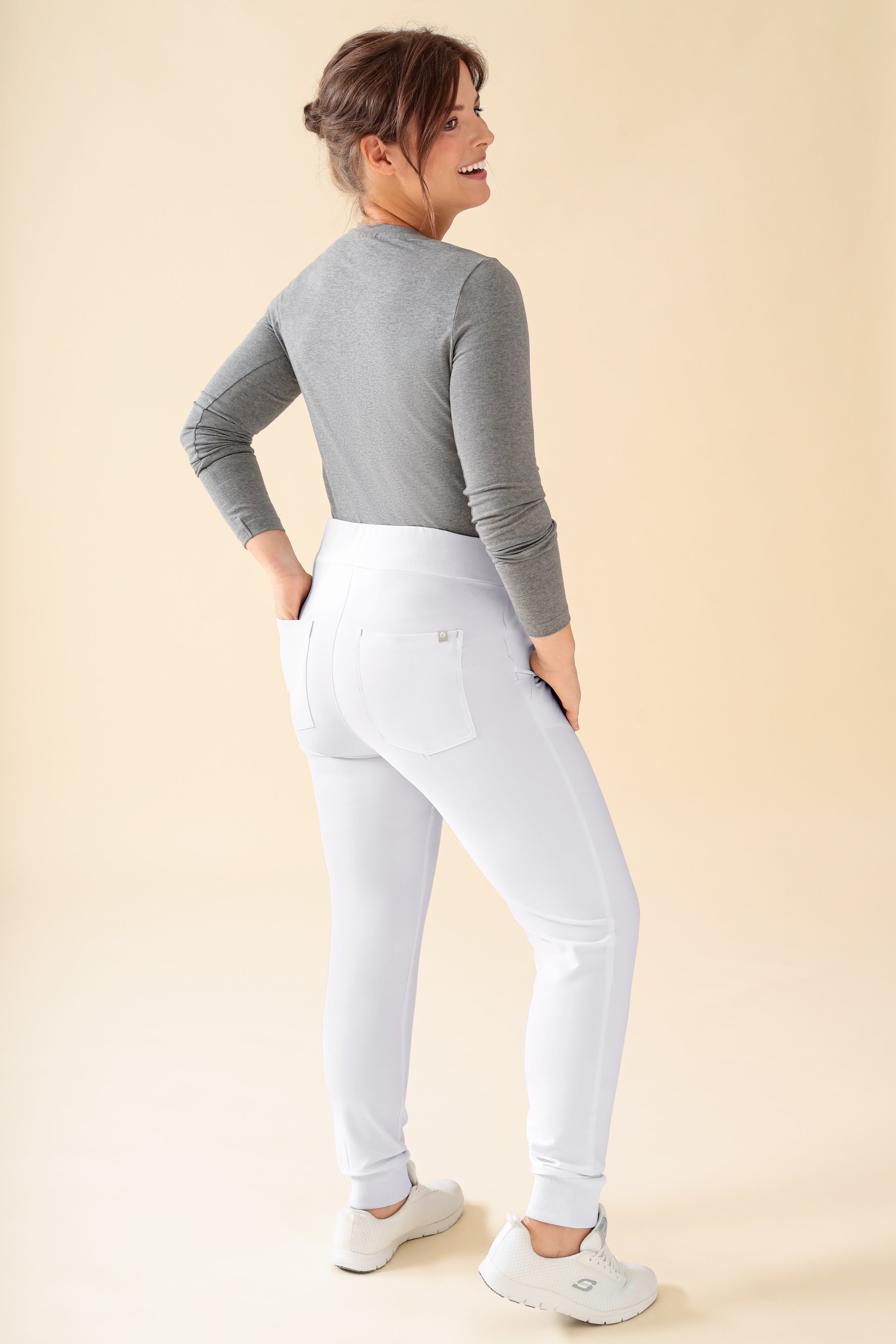 KAERE Pantalon Femme - ourlets côtelés Taille courte et sans poches cargo blanc, Vue de dos 