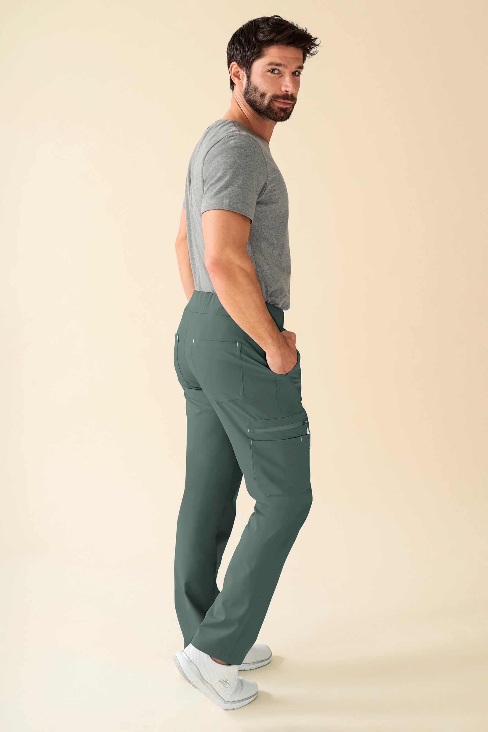 KAERE Pantalon Homme - avec poches cargo Taille courte vert foncé, Vue de dos 