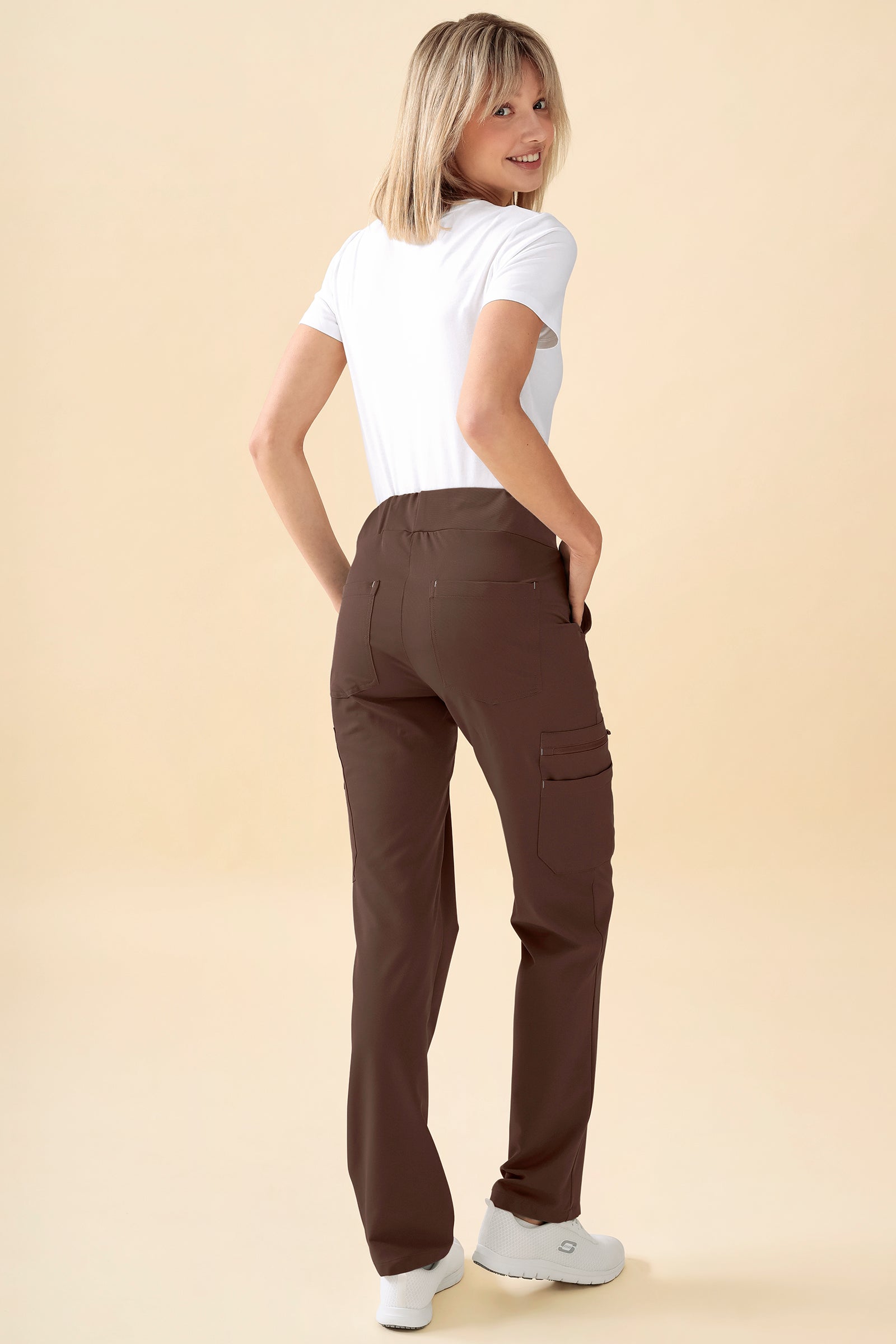 KAERE Pantalon Femme - avec poches cargo coffee