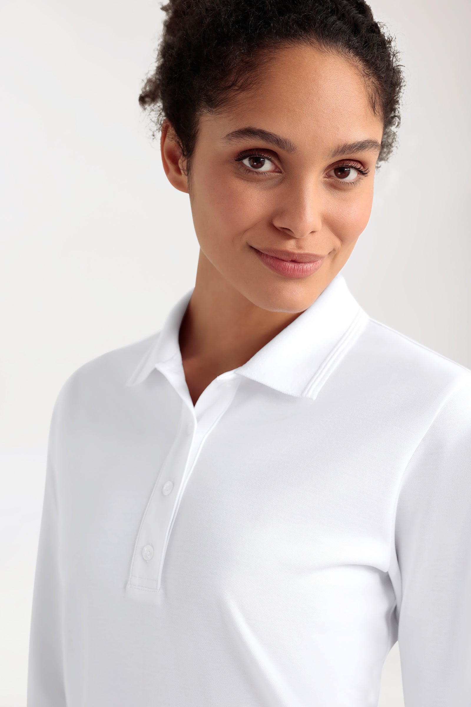 COMFY FLEX Femme, manche longue, maille piquée stretch – Col polo blanc