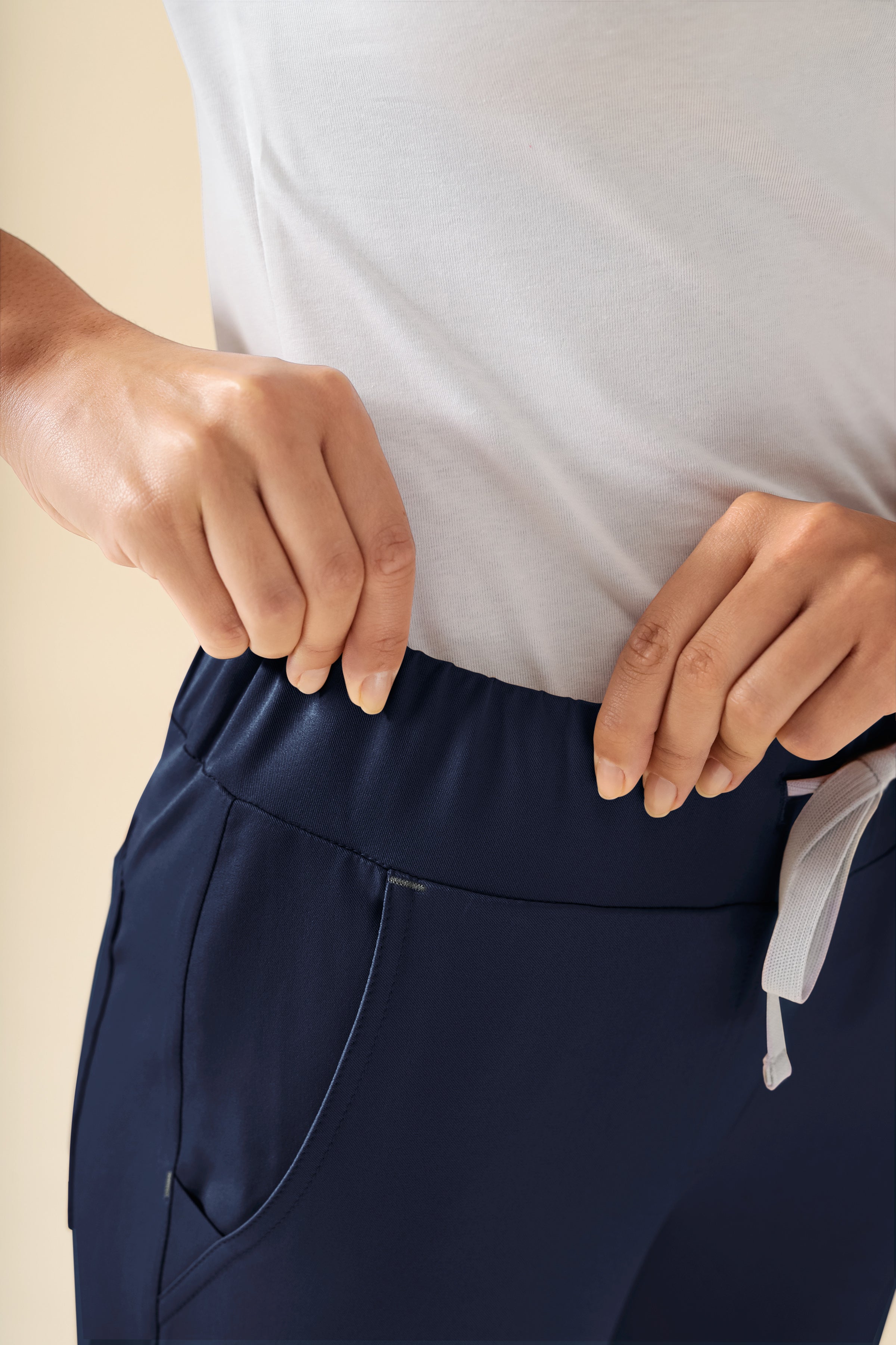 KAERE Pantalon Femme - ourlets côtelés Taille courte et sans poches cargo bleu navy