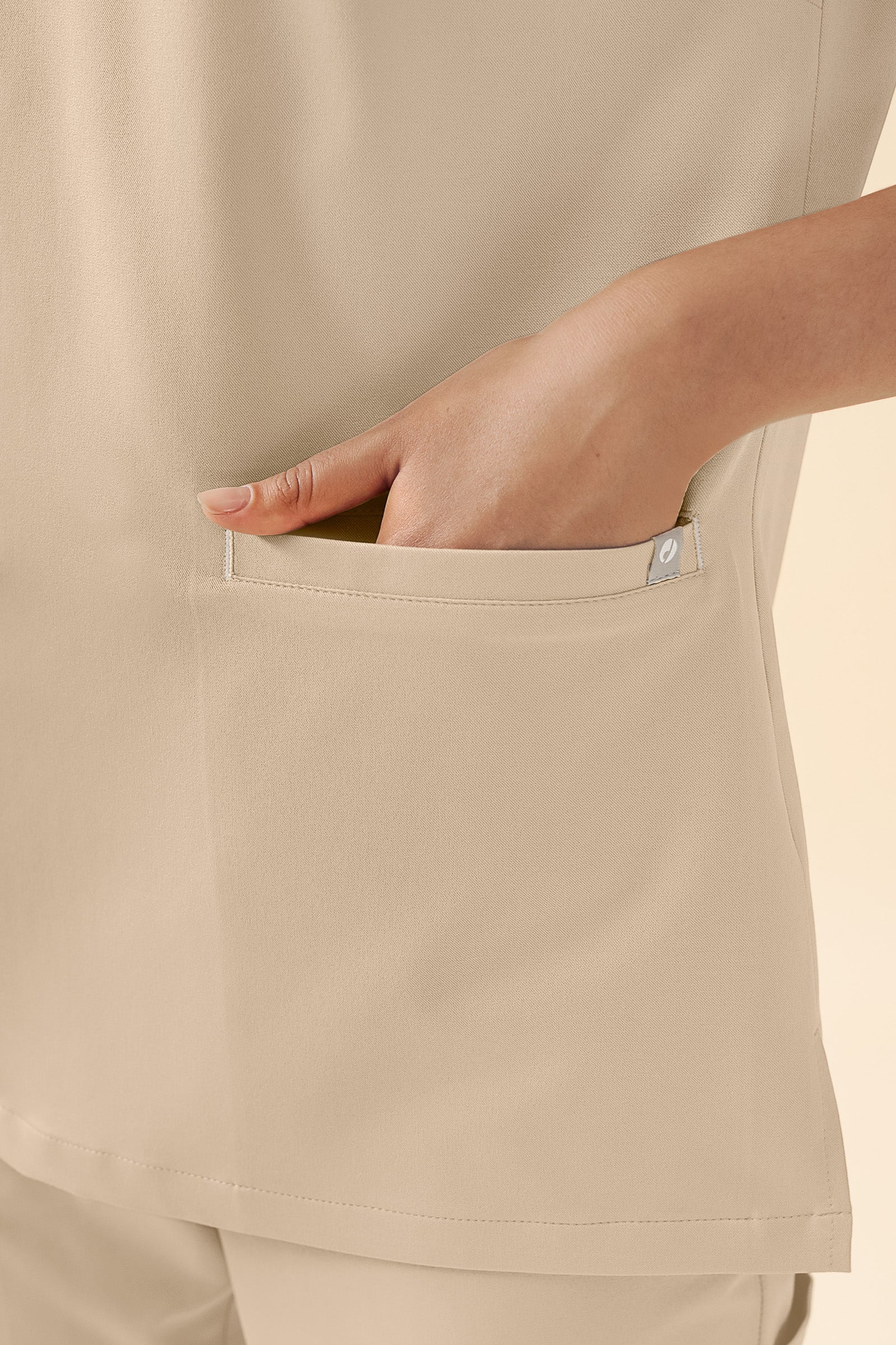 KAERE Tunique Femme - Décolleté V sable