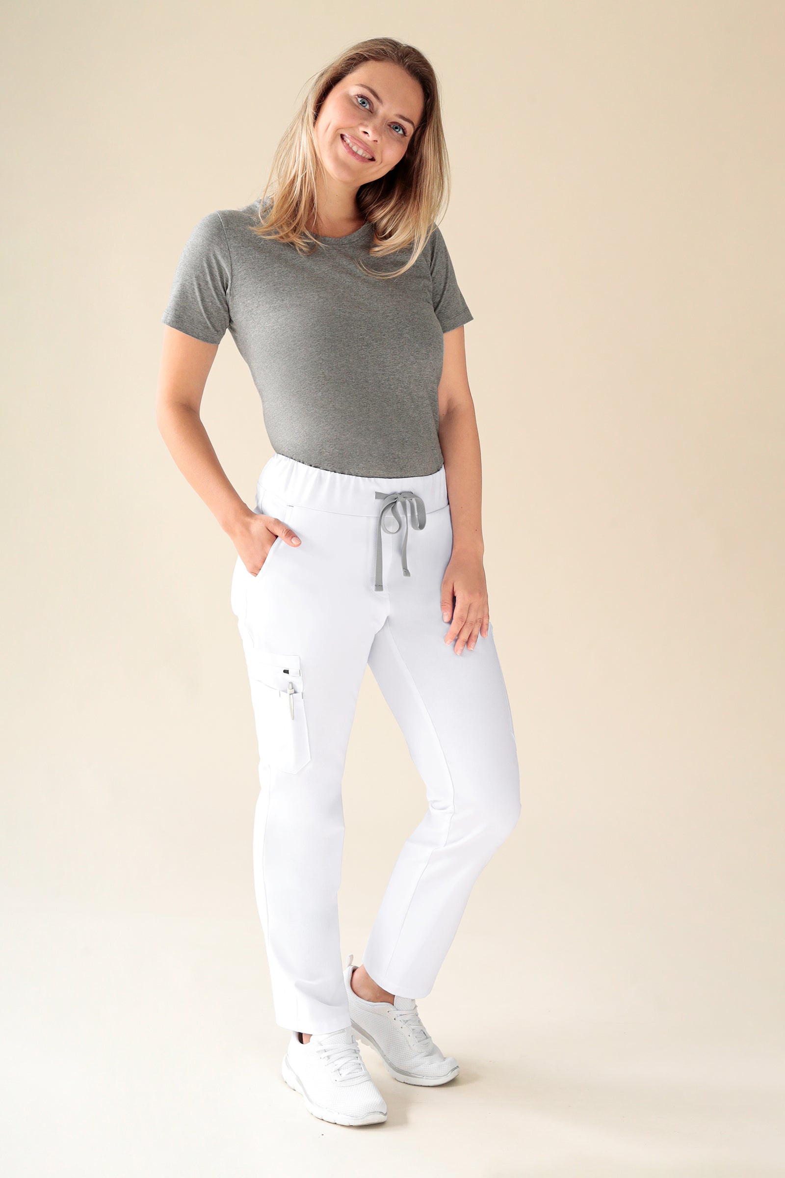KAERE Pantalon Femme - avec poches cargo Taille courte blanc, Vue de face 