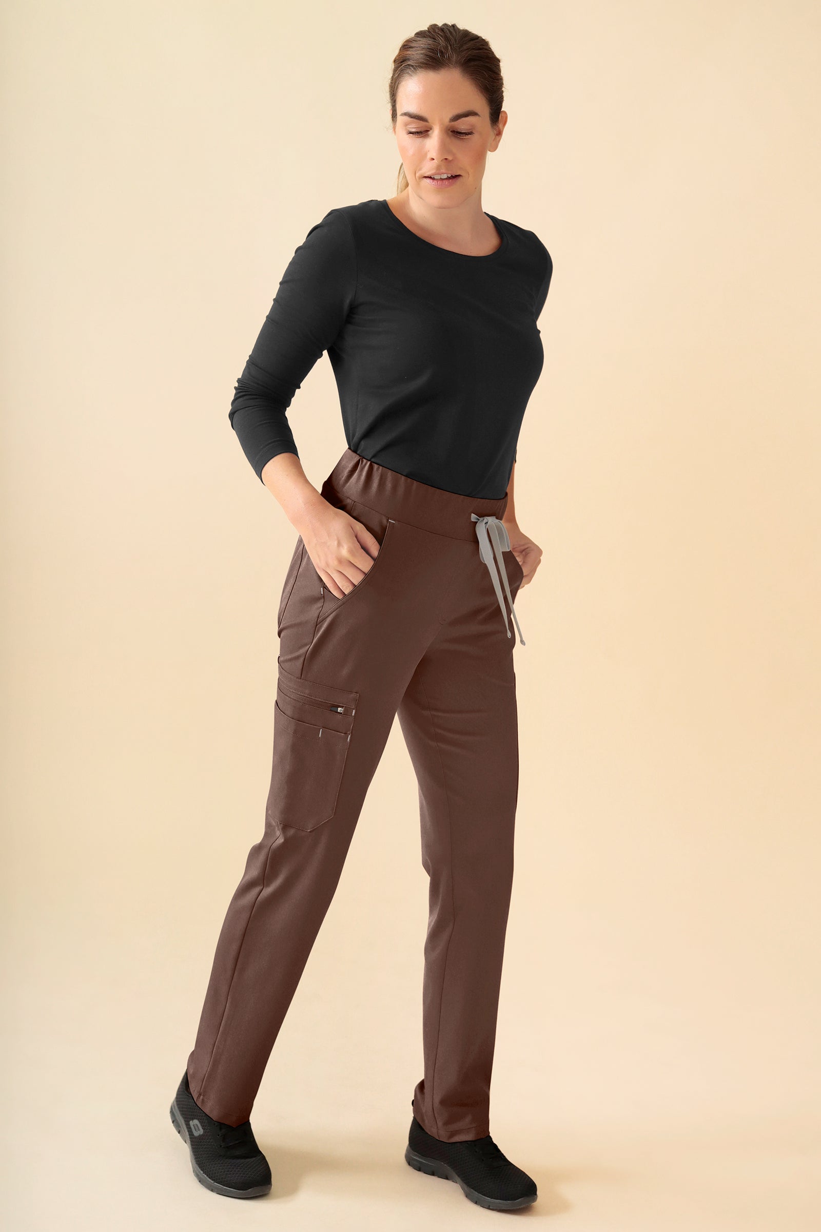 KAERE Pantalon Femme - avec poches cargo Taille courte coffee