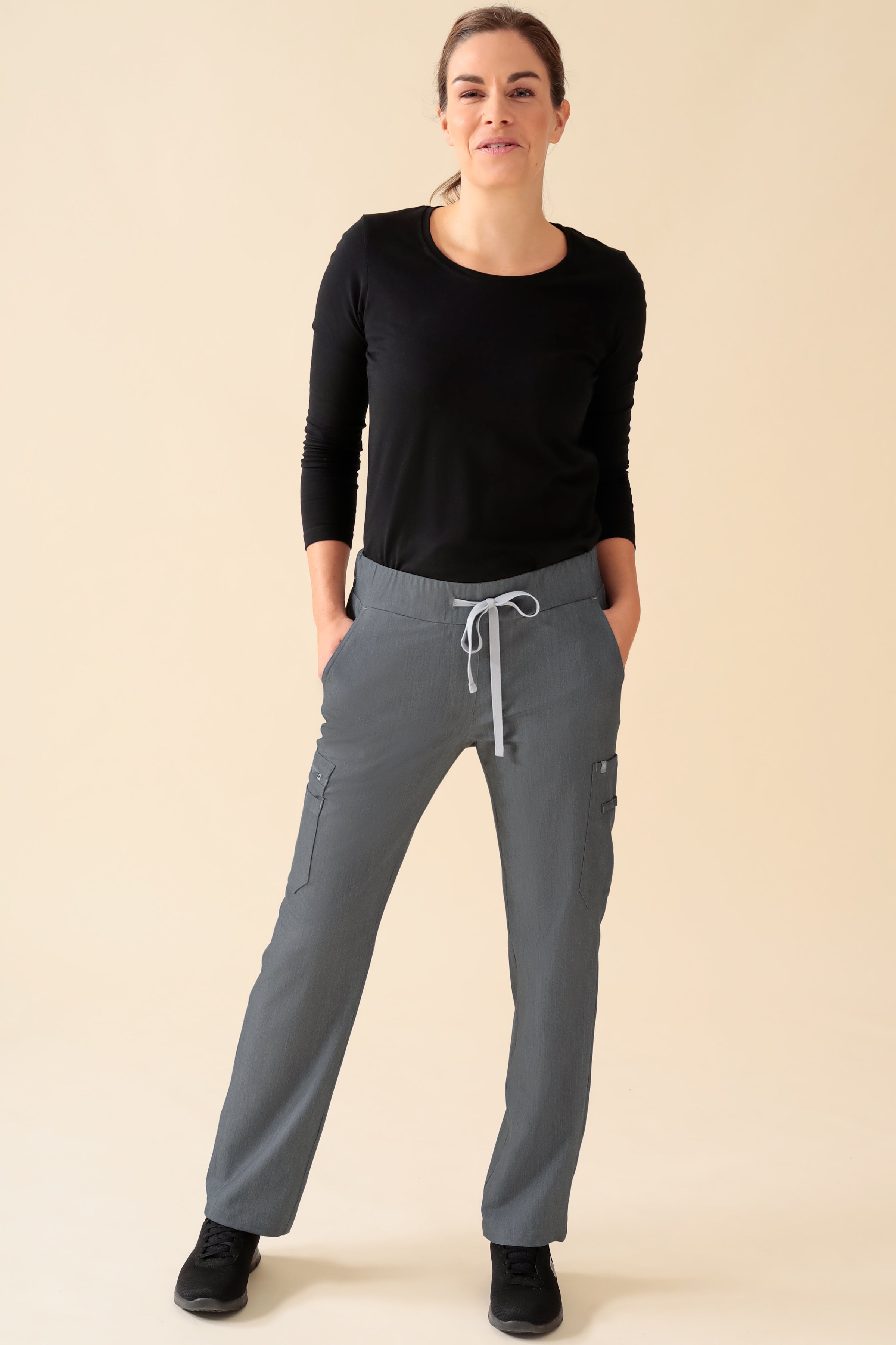 KAERE Pantalon Femme - avec poches cargo Taille courte gris chiné, Vue de face 