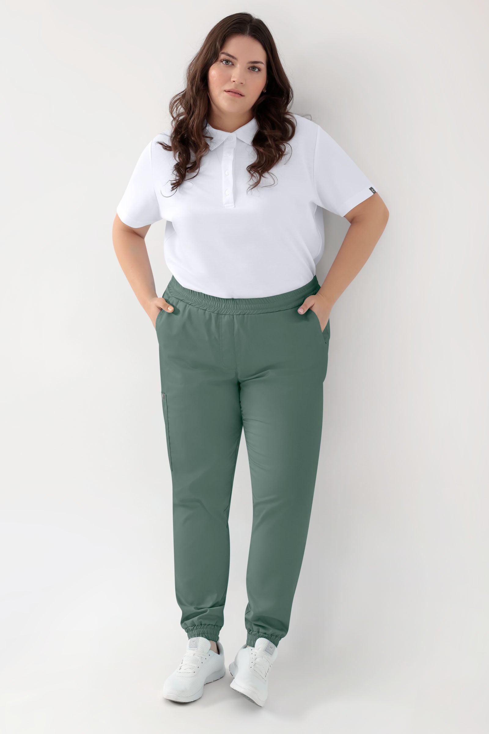 GREEN Pantalon Stretch Femme - Style Jogpant vert foncé, Vue de face 
