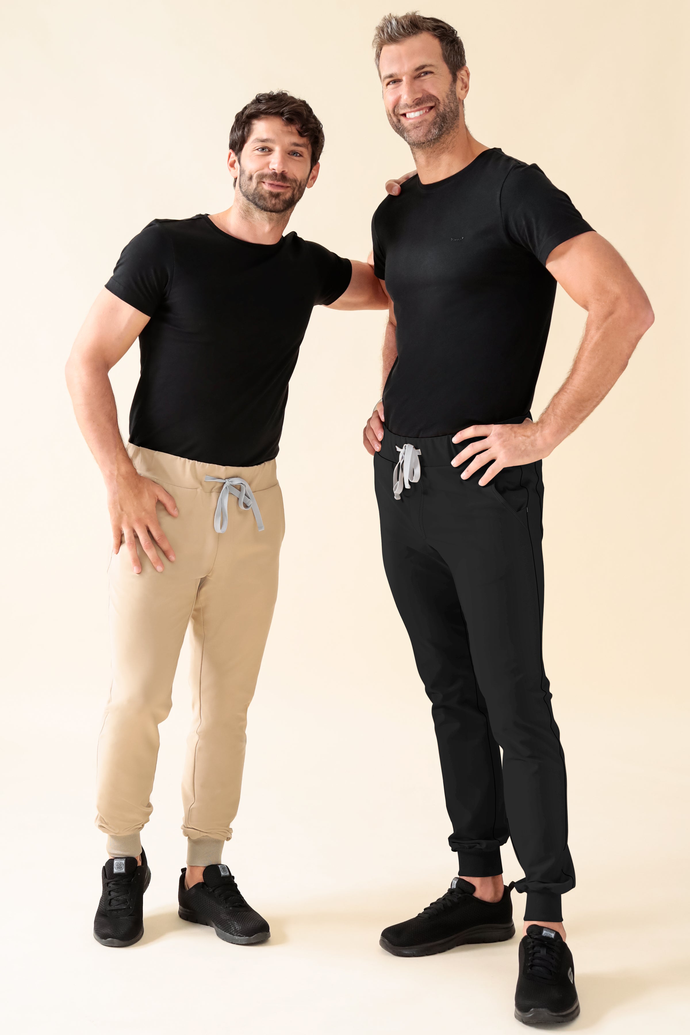 KAERE Pantalon Homme - ourlets côtelés et sans poches cargo noir, Vue de face 