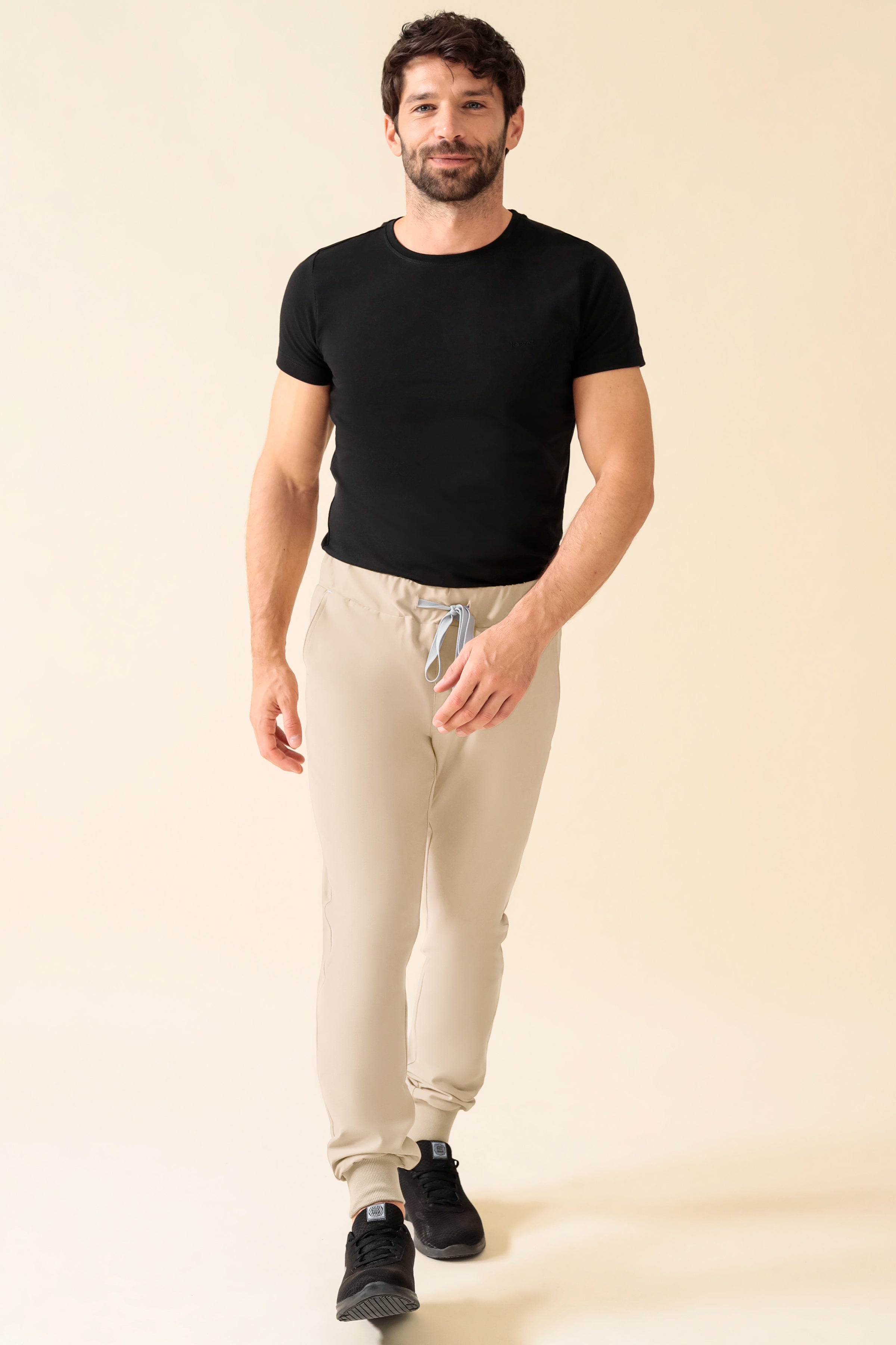 KAERE Pantalon Homme - ourlets côtelés Taille courte et sans poches cargo sable