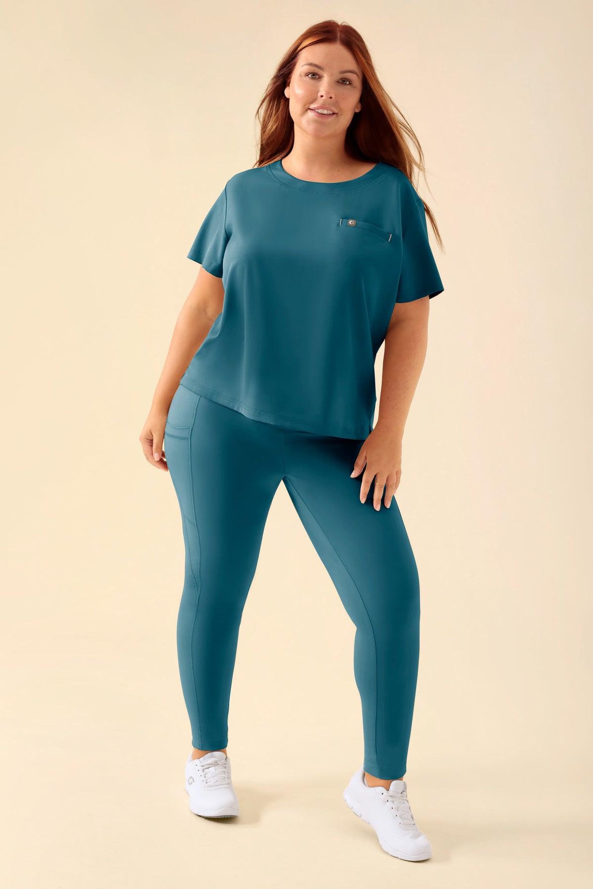 KAERE Leggings Femme - super élastique pétrole, Vue de face Le mannequin mesure 173 cm et porte la taille XL