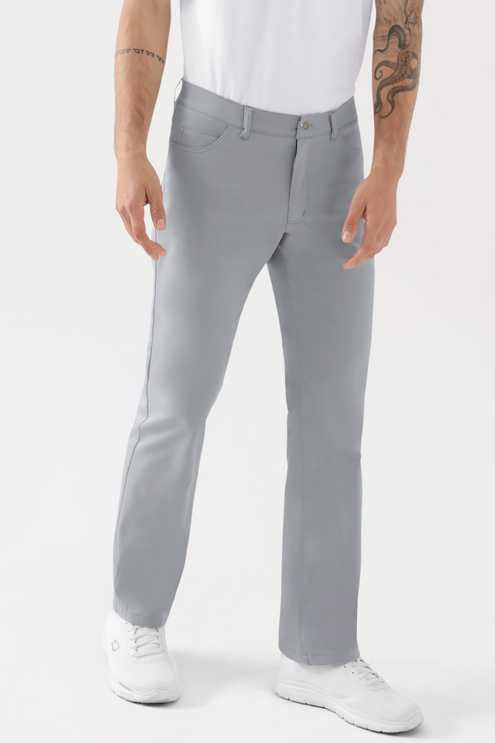 COMFY FLEX Pantalon 5 poches Homme - Jambe droite gris, Vue de face Le mannequin mesure 188 cm et porte la taille 48