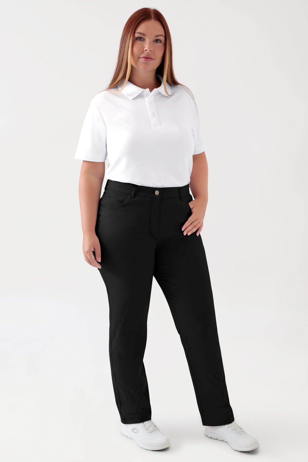 COMFY FLEX Pantalon 5 poches Femme - Jambe droite noir, Vue de face Le mannequin mesure 173 cm et porte la taille 46