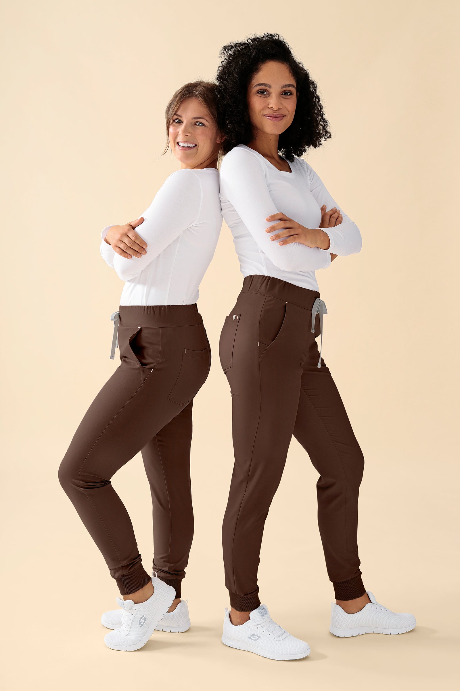 KAERE Pantalon Femme - ourlets côtelés et sans poches cargo coffee, Vue de face 