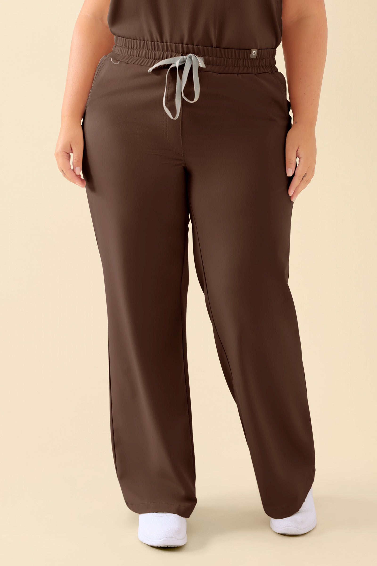 KAERE Pantalon Femme - large jambe coffee, Vue de face 