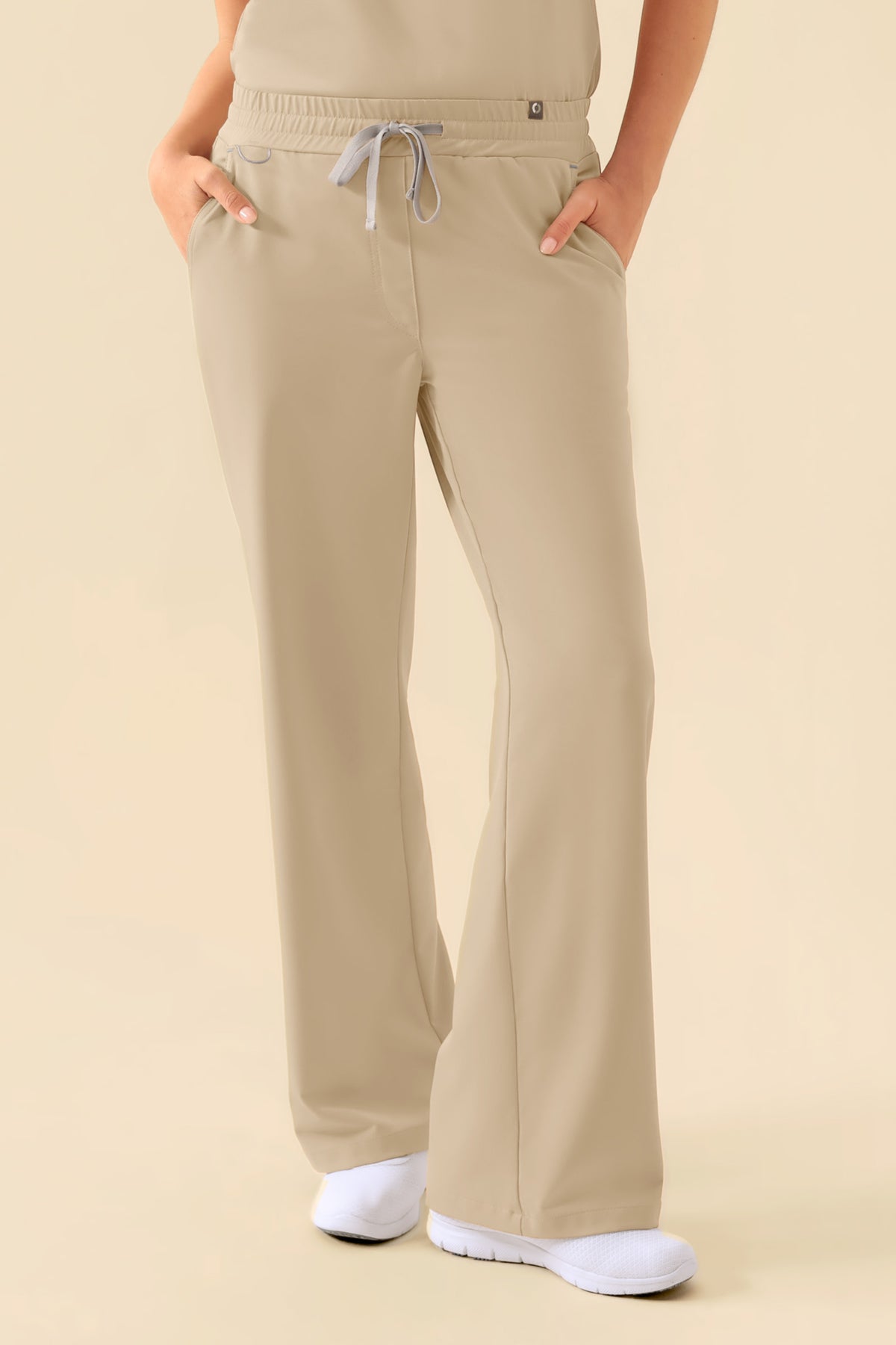 KAERE Pantalon Femme - large jambe sable, Vue de face 